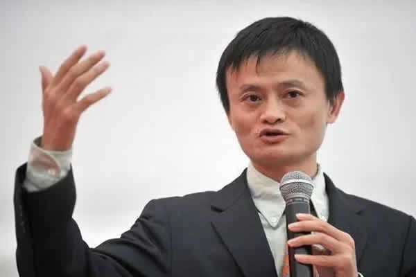 新的购物模式来了？电商或将被“淘汰”，刘强东马云早已布局